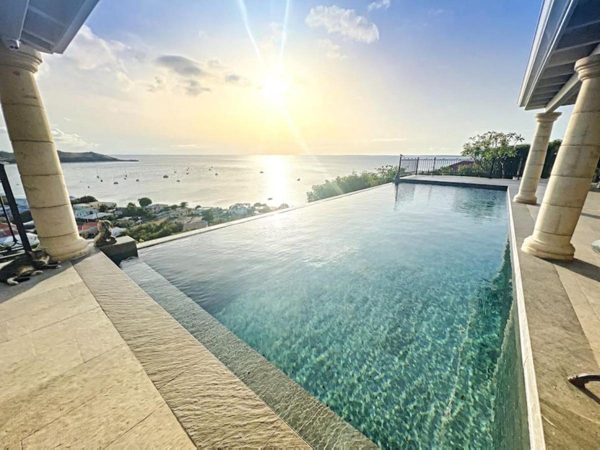 Blue Room In A Shared Villa Diamant With Communal Pool And Sea View Grand Case Εξωτερικό φωτογραφία